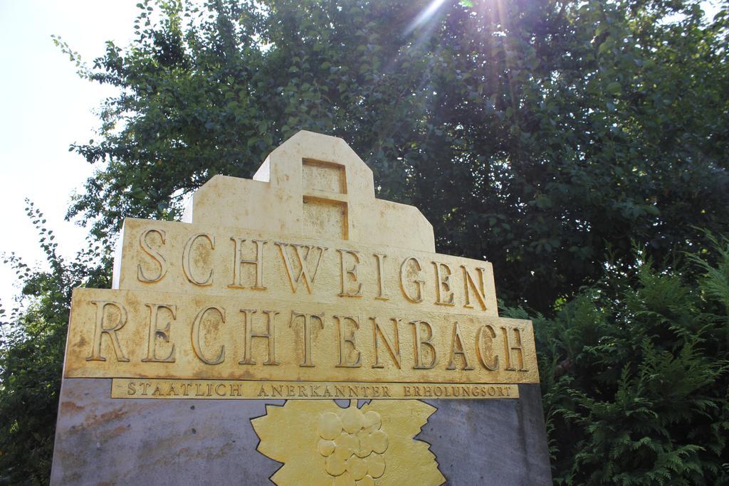 Ferienwohnung Familie Seuferle Schweigen-Rechtenbach Eksteriør billede